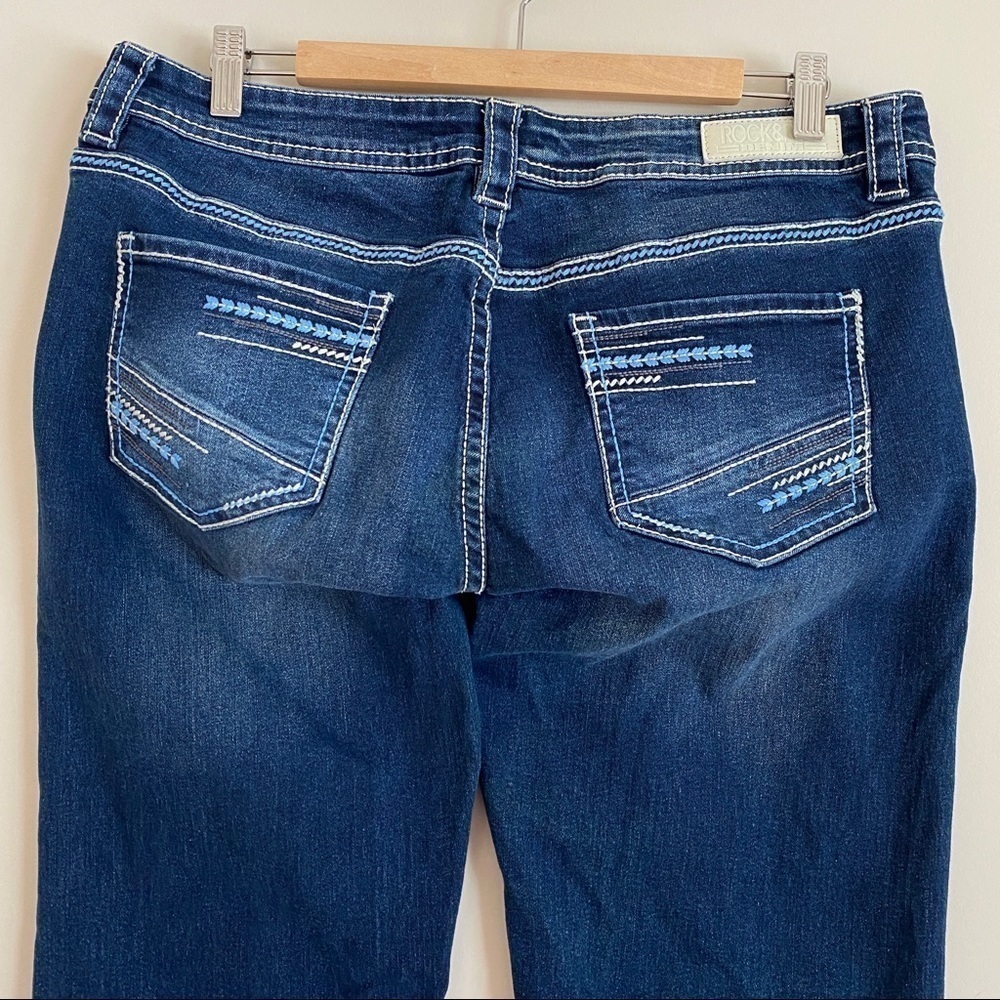 𝅺rock & Roll Cowgirl Riding Jeans Bootcut Women's Sz 33x32 Dark wash